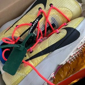 Off white vapor street yellow